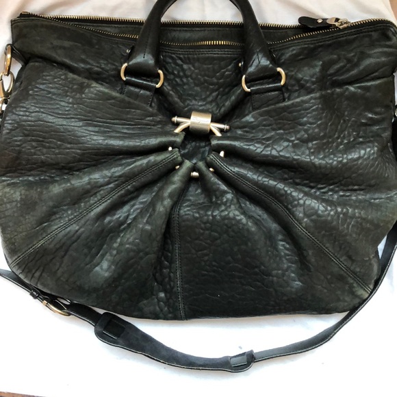 Salvatore Ferragamo should bag - Picture 2 of 8